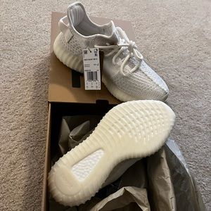 Yeezy Boost 350 V2 Ivory